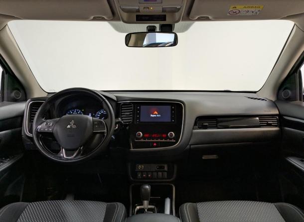 Mitsubishi Outlander III Рестайлинг 3 с пробегом 2020 года, цена 2 300 000 рублей, 92167 км, внедорожник, Автокод Объявления