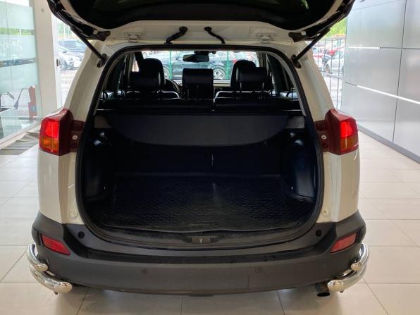 Toyota RAV4 IV (XA40) с пробегом 2014 года, цена 1 975 000 рублей, 246482 км, внедорожник, Автокод Объявления