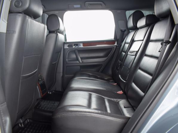 Volkswagen Touareg I Рестайлинг с пробегом 2008 года, цена 999 995 рублей, 262159 км, внедорожник, Автокод Объявления