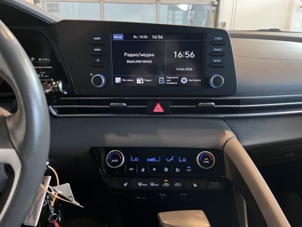 Hyundai Elantra VII (CN7) с пробегом 2021 года, цена 2 090 000 рублей, 107964 км, седан, Автокод Объявления