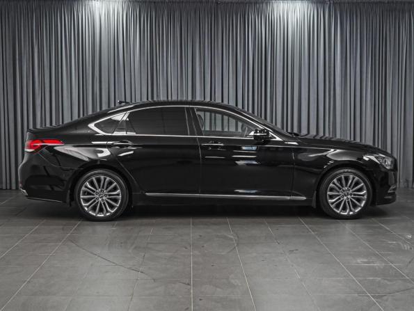 Hyundai Genesis II с пробегом 2015 года, цена 1 699 000 рублей, 277365 км, седан, Автокод Объявления