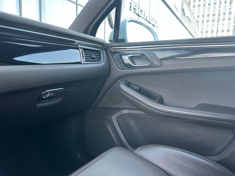 Porsche Macan I Новосибирск  - изображение 28