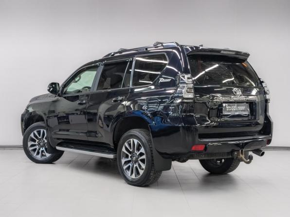 Toyota Land Cruiser Prado 150 Series Рестайлинг 2 с пробегом 2022 года, цена 7 300 000 рублей, 68165 км, внедорожник, Автокод Объявления