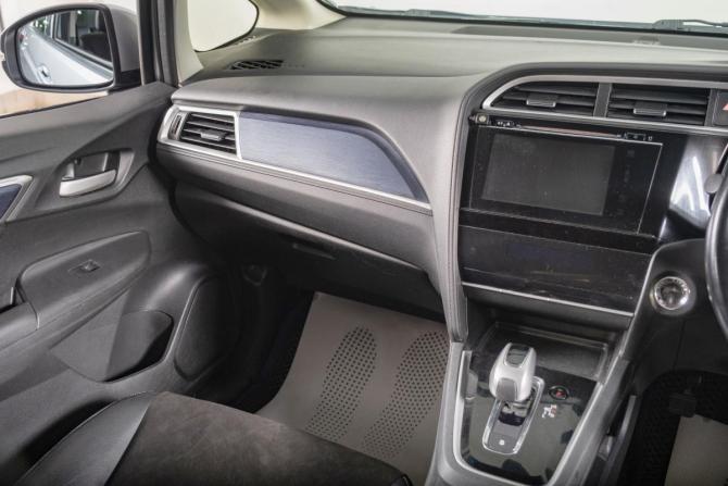 Honda Shuttle II с пробегом 2017 года, цена 1 139 000 рублей, 210000 км, универсал, Автокод Объявления