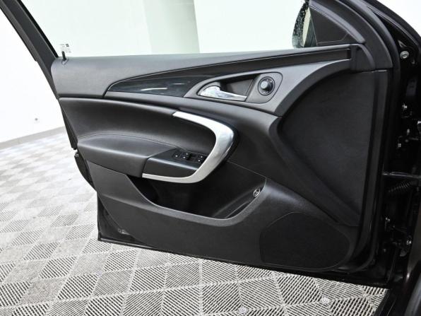 Opel Insignia I с пробегом 2012 года, цена 849 000 рублей, 130128 км, универсал, Автокод Объявления