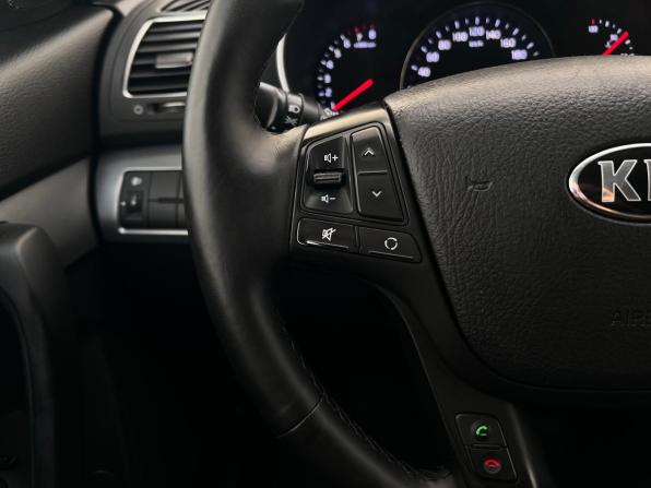 Kia Sorento II Рестайлинг с пробегом 2015 года, цена 1 729 000 рублей, 165760 км, внедорожник, Автокод Объявления