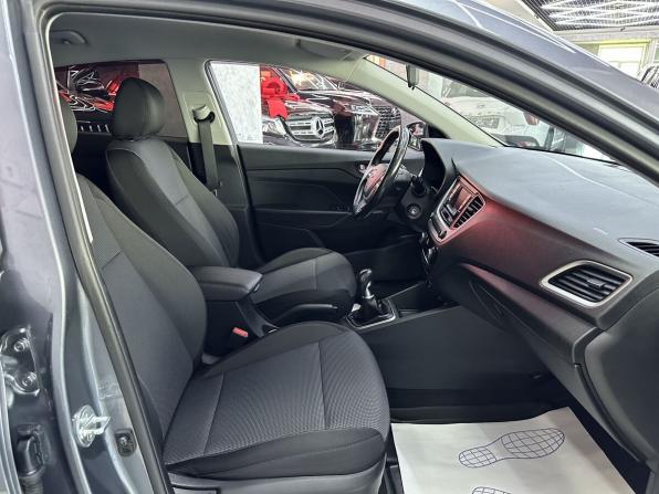 Hyundai Solaris II с пробегом 2018 года, цена 1 265 000 рублей, 109951 км, седан, Автокод Объявления