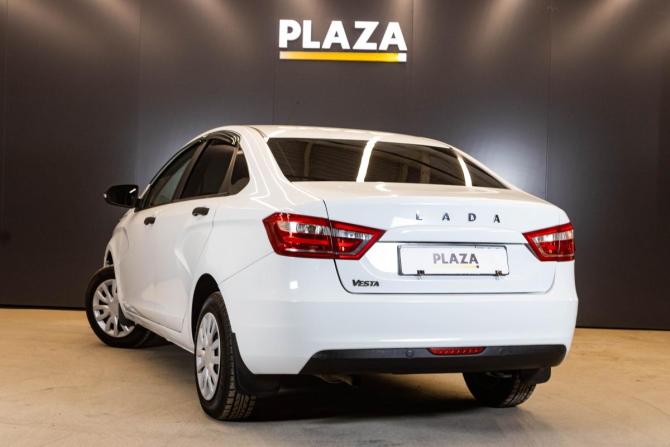Lada (ВАЗ) Vesta I с пробегом 2021 года, цена 849 000 рублей, 101928 км, седан, Автокод Объявления