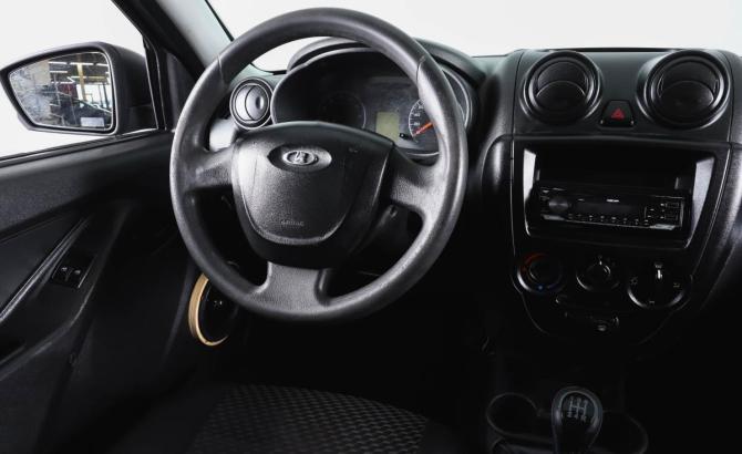 Lada (ВАЗ) Granta I Рестайлинг с пробегом 2016 года, цена 379 000 рублей, 197000 км, седан, Автокод Объявления