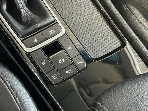 Kia Optima IV Рестайлинг с пробегом 2018 года, цена 1 895 000 рублей, 124564 км, седан, Автокод Объявления