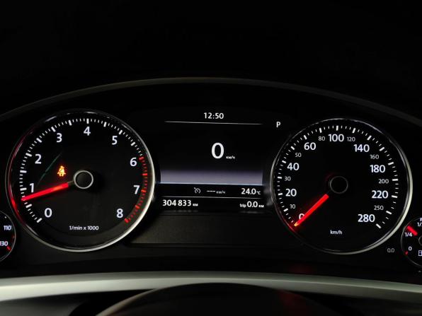 Volkswagen Touareg II с пробегом 2012 года, цена 1 530 000 рублей, 304830 км, внедорожник, Автокод Объявления