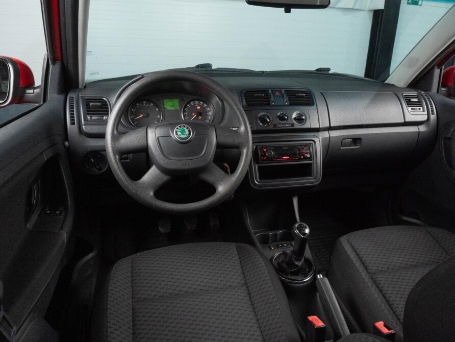 Skoda Fabia II Рестайлинг Сургут  - изображение 6