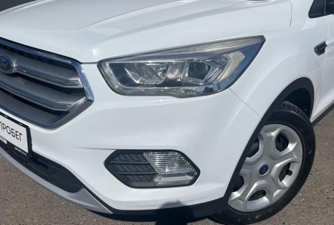Ford Kuga II Рестайлинг с пробегом 2018 года, цена 1 685 000 рублей, 124000 км, внедорожник, Автокод Объявления