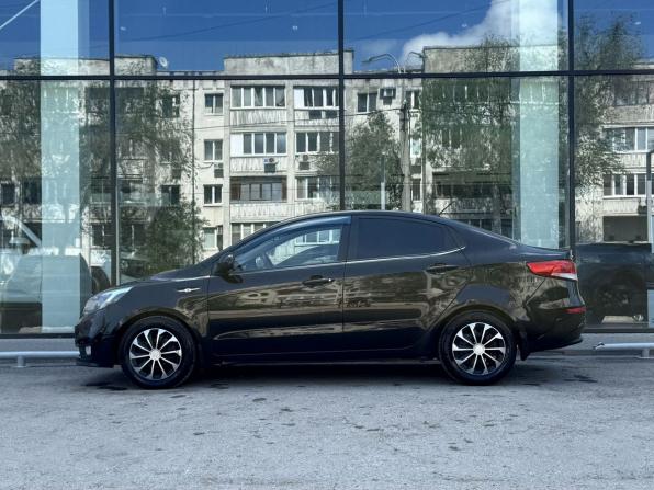 Kia Rio III Рестайлинг с пробегом 2015 года, цена 810 000 рублей, 216576 км, седан, Автокод Объявления