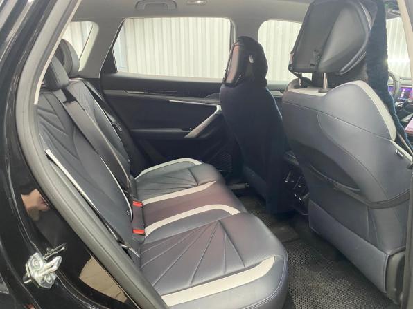 Geely Atlas II с пробегом 2024 года, цена 2 830 000 рублей, 24286 км, внедорожник, Автокод Объявления