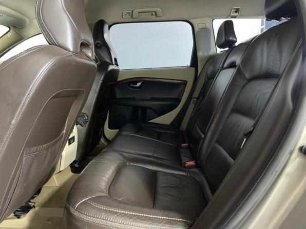 Volvo XC70 II с пробегом 2012 года, цена 1 261 000 рублей, 358962 км, универсал, Автокод Объявления