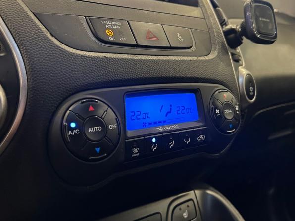 Hyundai ix35 I Рестайлинг с пробегом 2015 года, цена 1 375 000 рублей, 142289 км, внедорожник, Автокод Объявления