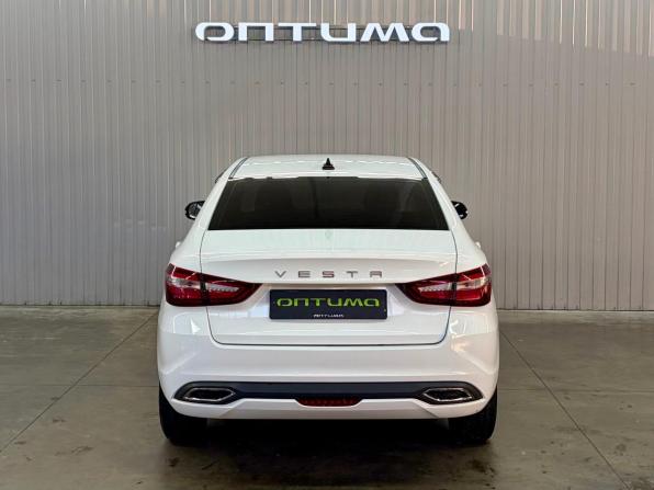 Lada (ВАЗ) Vesta I Рестайлинг (NG) с пробегом 2024 года, цена 997 000 рублей, 144905 км, седан, Автокод Объявления
