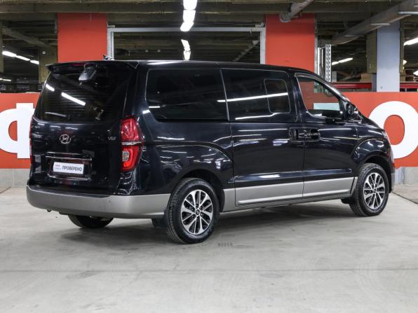Hyundai Grand Starex I Рестайлинг 2 с пробегом 2018 года, цена 3 049 000 рублей, 187776 км, минивэн, Автокод Объявления