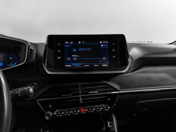 Peugeot 2008 II с пробегом 2021 года, цена 1 589 000 рублей, 100432 км, внедорожник, Автокод Объявления