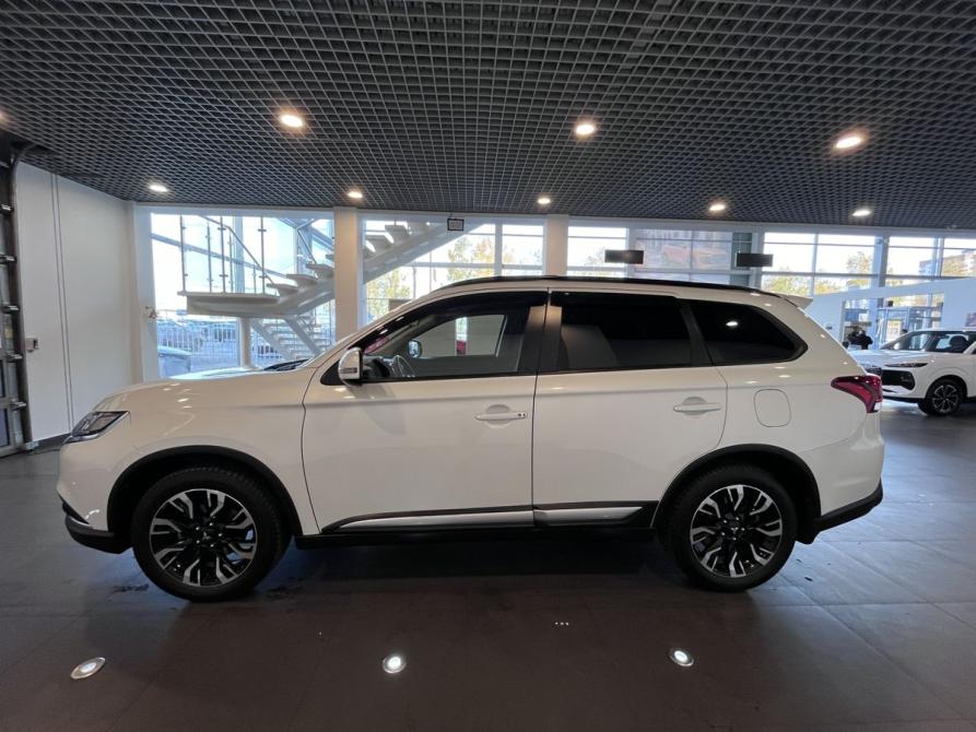 Mitsubishi Outlander III Рестайлинг 3 Чебоксары  - изображение 6