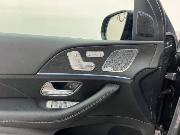 Mercedes-Benz GLS II (X167) Рестайлинг с пробегом 2023 года, цена 13 750 000 рублей, 66084 км, внедорожник, Автокод Объявления
