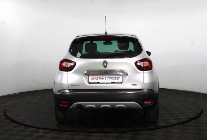 Renault Kaptur I с пробегом 2018 года, цена 1 495 000 рублей, 134160 км, внедорожник, Автокод Объявления