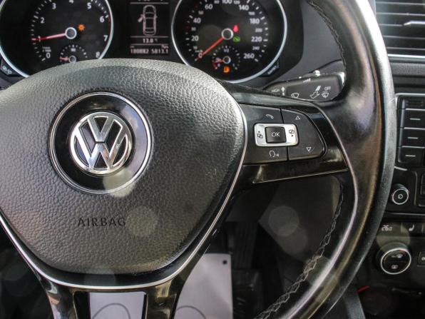 Volkswagen Jetta VI Рестайлинг с пробегом 2015 года, цена 1 094 000 рублей, 180819 км, седан, Автокод Объявления