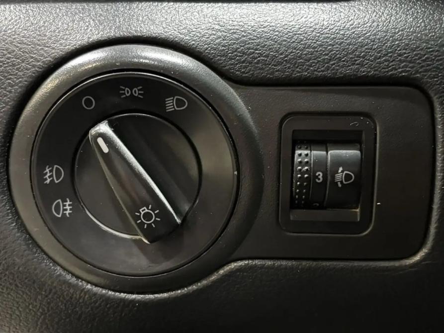 Skoda Octavia I (A4) Рестайлинг Саратов  - изображение 13