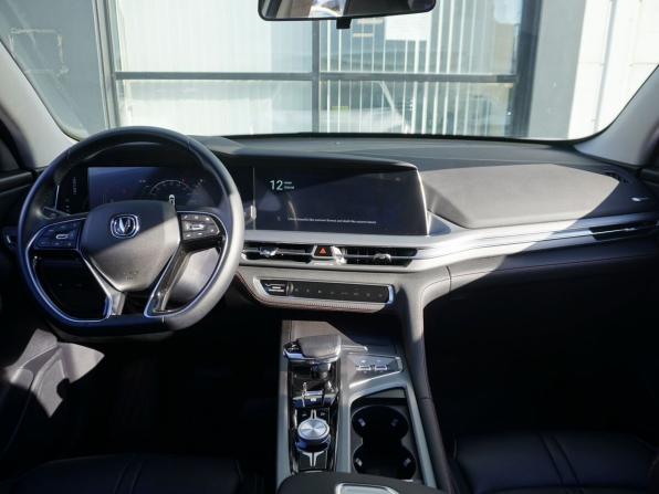 Changan CS75 Plus I Рестайлинг с пробегом 2023 года, цена 2 250 000 рублей, 17274 км, внедорожник, Автокод Объявления