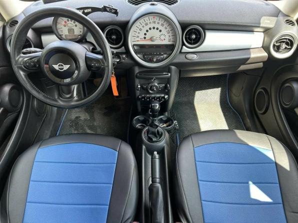 Mini Hatch II (R56) Рестайлинг с пробегом 2013 года, цена 913 750 рублей, 189475 км, хэтчбек, Автокод Объявления