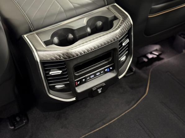 Ram 1500 V Рестайлинг с пробегом 2026 года, цена 12 500 000 рублей, 27 км, offers.body_type.unknown, Автокод Объявления