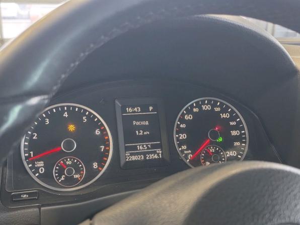 Volkswagen Tiguan I с пробегом 2010 года, цена 1 050 000 рублей, 228020 км, внедорожник, Автокод Объявления