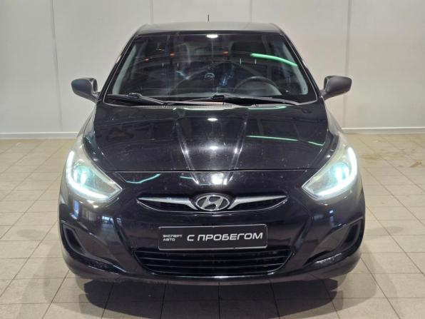 Hyundai Solaris I с пробегом 2013 года, цена 715 000 рублей, 192000 км, седан, Автокод Объявления