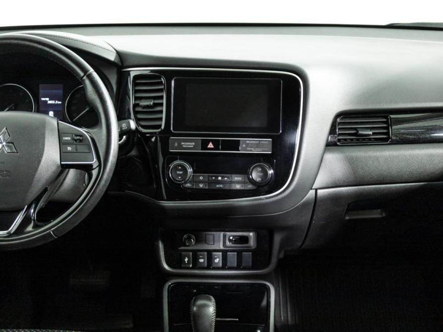 Mitsubishi Outlander III Рестайлинг 3 Санкт-Петербург  - изображение 14