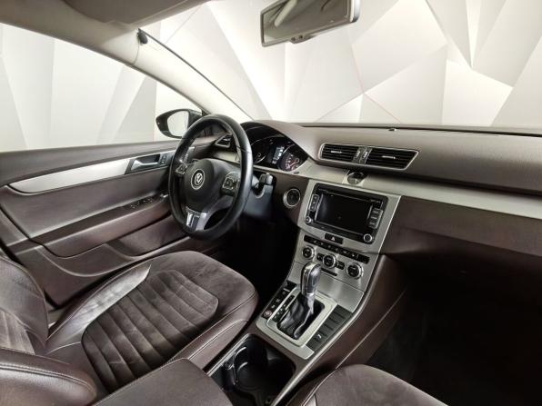 Volkswagen Passat B7 с пробегом 2013 года, цена 1 055 000 рублей, 215538 км, седан, Автокод Объявления