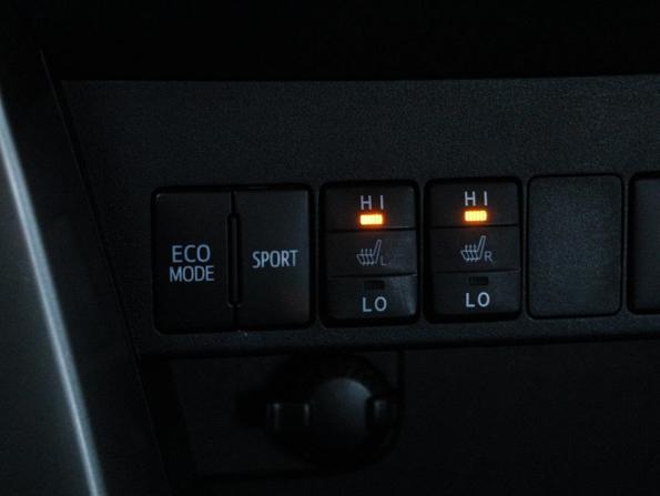 Toyota RAV4 IV (XA40) Рестайлинг с пробегом 2019 года, цена 2 670 000 рублей, 65557 км, внедорожник, Автокод Объявления