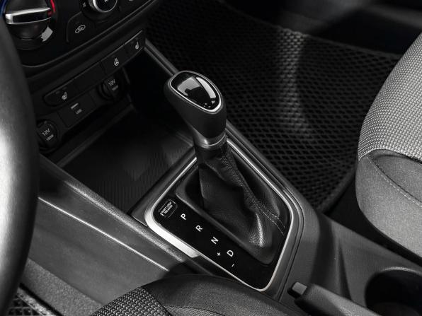 Hyundai Solaris II Рестайлинг с пробегом 2021 года, цена 1 570 000 рублей, 119799 км, седан, Автокод Объявления