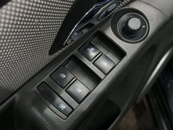 Chevrolet Cruze I Рестайлинг с пробегом 2012 года, цена 850 000 рублей, 73511 км, хэтчбек, Автокод Объявления