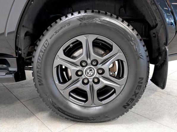 Toyota Land Cruiser 300 Series с пробегом 2021 года, цена 8 330 000 рублей, 72948 км, внедорожник, Автокод Объявления