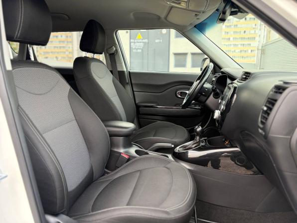 Kia Soul II Рестайлинг с пробегом 2018 года, цена 1 625 000 рублей, 111789 км, хэтчбек, Автокод Объявления