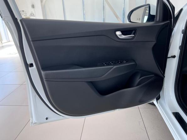 Hyundai Solaris II Рестайлинг с пробегом 2020 года, цена 1 320 000 рублей, 122780 км, седан, Автокод Объявления
