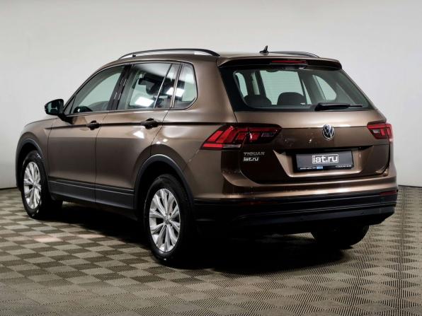 Volkswagen Tiguan II с пробегом 2019 года, цена 2 098 000 рублей, 133747 км, внедорожник, Автокод Объявления