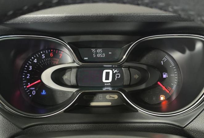 Renault Kaptur I с пробегом 2017 года, цена 1 730 000 рублей, 75185 км, внедорожник, Автокод Объявления