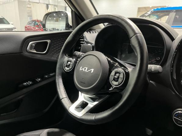 Kia Soul III с пробегом 2021 года, цена 2 020 000 рублей, 18087 км, хэтчбек, Автокод Объявления
