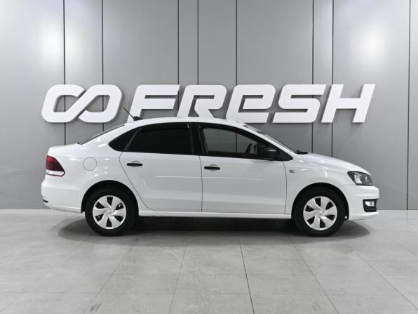 Volkswagen Polo V Рестайлинг с пробегом 2019 года, цена 1 279 000 рублей, 142656 км, седан, Автокод Объявления