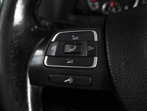 Volkswagen Tiguan I Рестайлинг с пробегом 2011 года, цена 999 000 рублей, 284297 км, внедорожник, Автокод Объявления