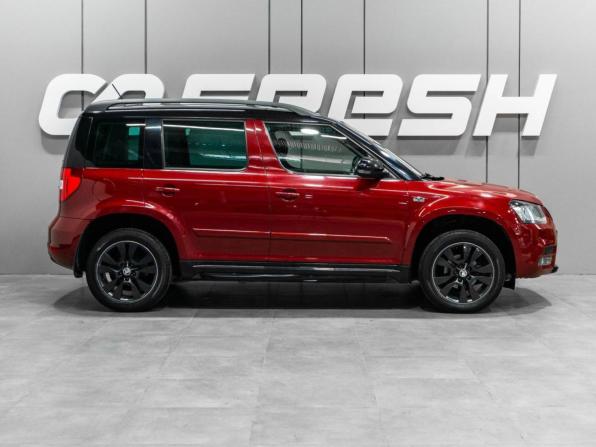 Skoda Yeti I Рестайлинг с пробегом 2017 года, цена 1 399 000 рублей, 203507 км, внедорожник, Автокод Объявления