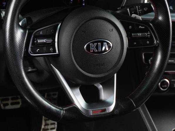 Kia Optima IV Рестайлинг с пробегом 2018 года, цена 2 129 000 рублей, 171784 км, седан, Автокод Объявления
