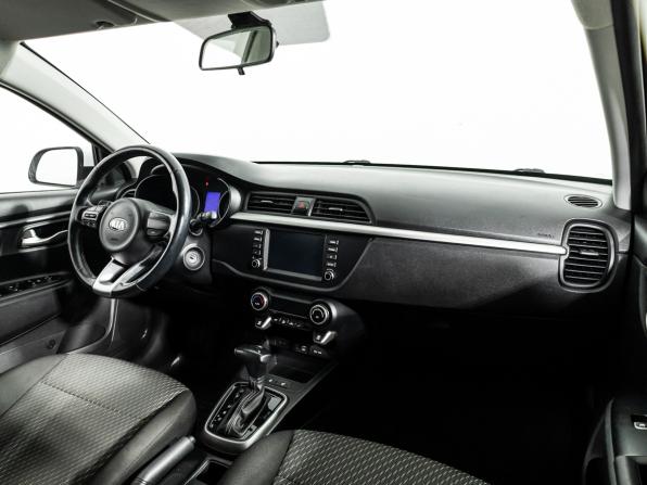 Kia Rio IV с пробегом 2018 года, цена 1 399 900 рублей, 127212 км, хэтчбек, Автокод Объявления